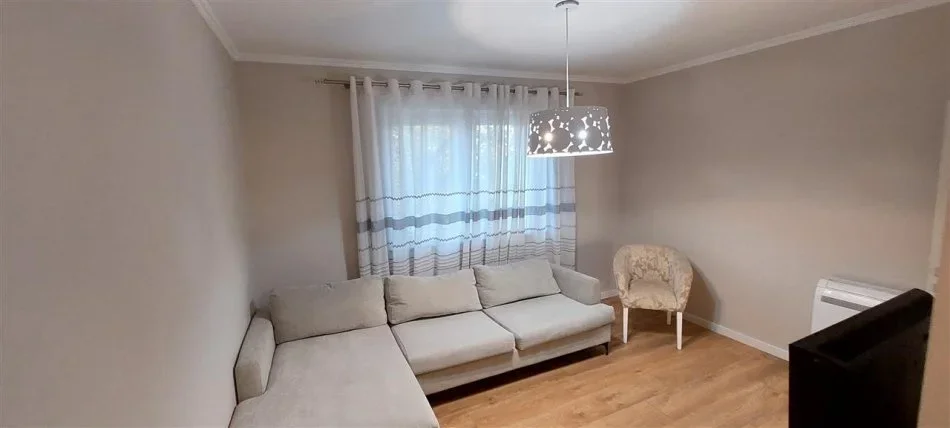 Tirane, jepet me qera apartament 2+1 Kati 3, 80 m² 600 € (Stacioni i Trenit)