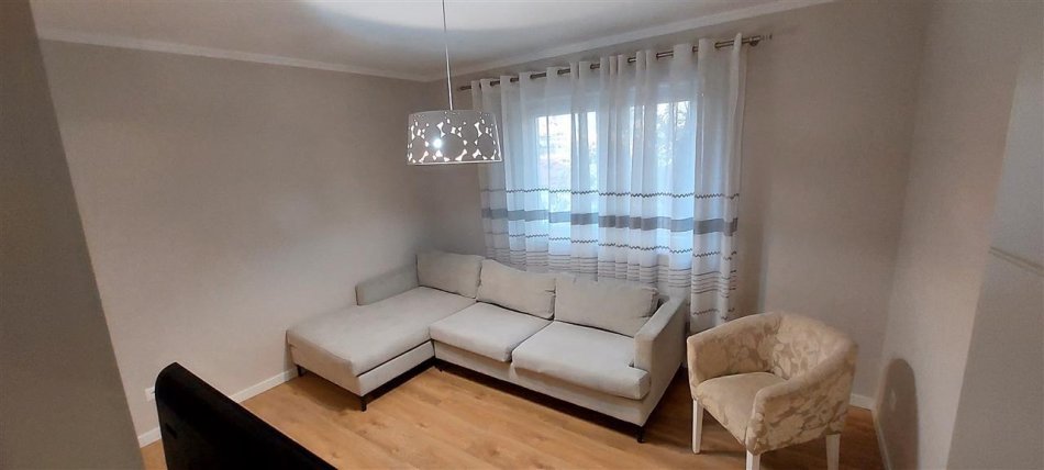 Tirane, jepet me qera apartament 2+1 Kati 3, 80 m² 600 € (Stacioni i Trenit)