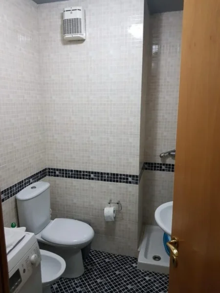 Tirane, shitet apartament 1+1+Ballkon Kati 9, 77 m² 150.001 € (Zogu i Zi)