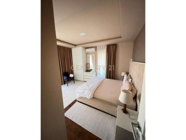 Tirane, jepet me qera apartament 2+1 Kati 6, 127 m² 2.200 € (stadiumi qemal stafa)