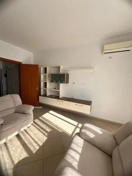 Durres, shitet apartament 2+1+Ballkon Kati 8, 106 m² 130.000 € (Durres)