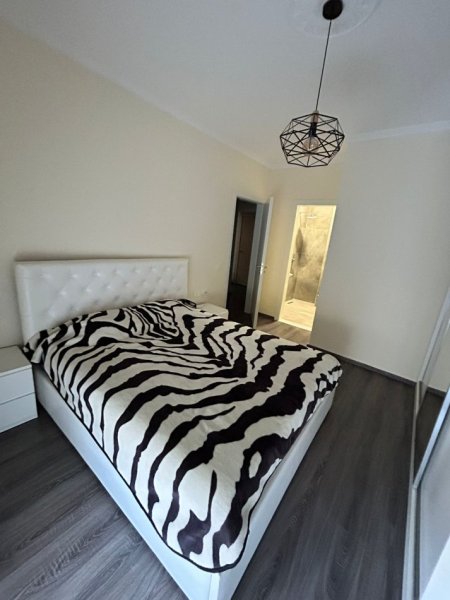 Tirane, jepet me qera apartament 2+1 Kati 4, 90 m² 450 € (Fresk)