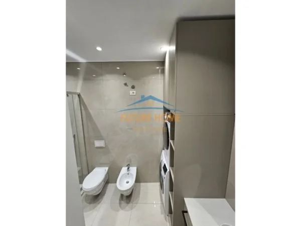 Tirane, jepet me qera apartament 2+1 Kati 2, 102 m² 1.000 € (Teg)