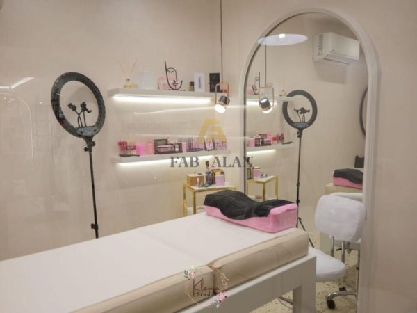 Tirane, jepet me qera ambjent biznesi Kati 0, 100 m² 2.000 € (Asim Vokshi)