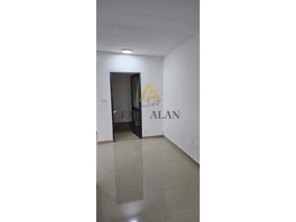 Tirane, jepet me qera ambjent biznesi Kati 0, 30 m² 300 € (Qytet Studenti)