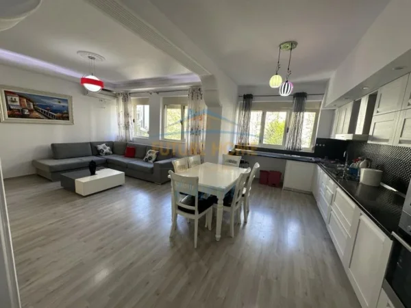Tirane, shitet apartament 2+1 Kati 3, 100 m² 185.000 € (Liqeni i Thate)