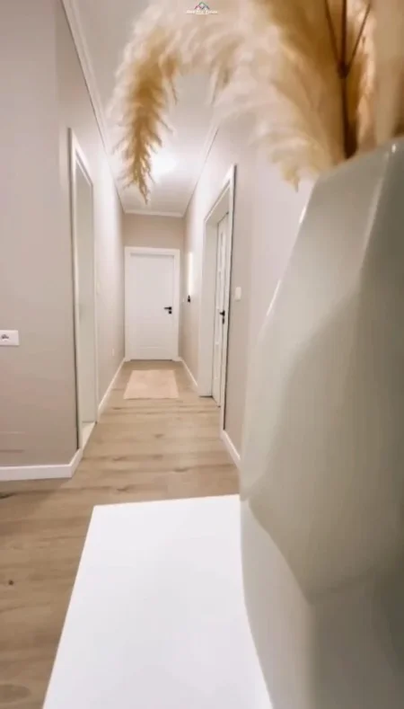 Tirane, shes apartament 2+1 Kati 2, 114 m² 215.000 € (zogu i zi)