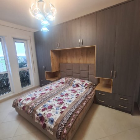 Shqiperi, jap me qera apartament 3+1+Ballkon Kati 8, 131 m² 750 € (Rruga e Dibrës)