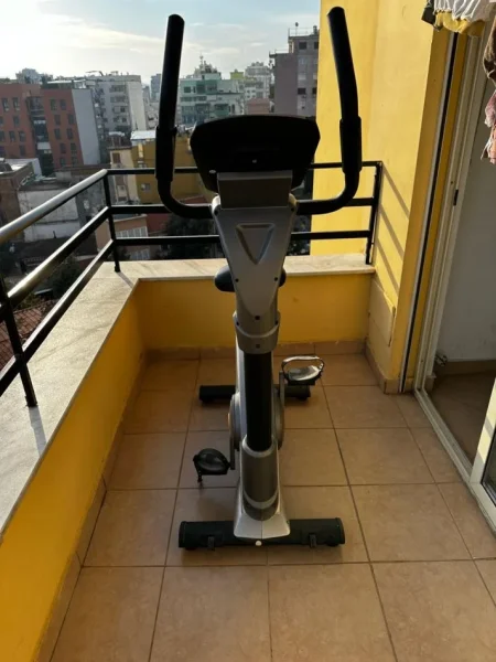 Tirane, shes biciklete fitnesi Fitnes gri metalizato 500 €