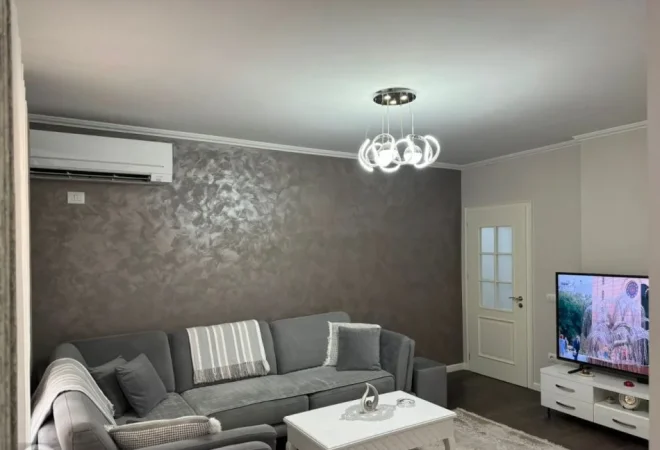 Apartament 2+1+2 ballkone per shitje