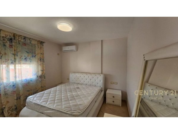 Tirane, jap me qera apartament 2+1+2 , 105 m² 600 € (Liqeni i Thatë)