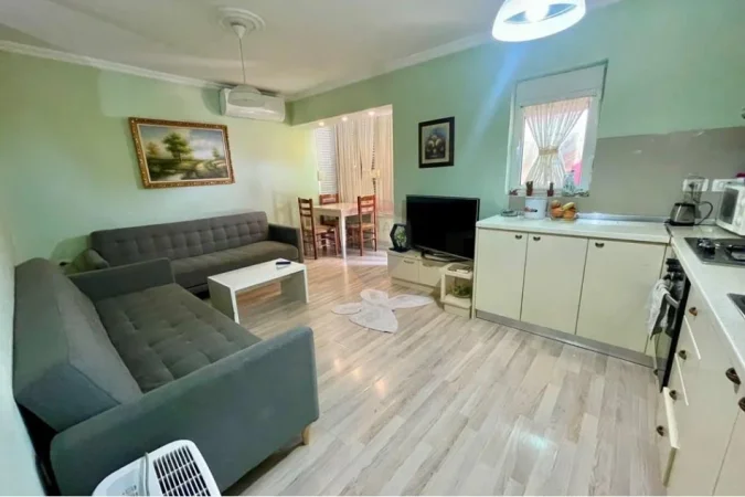 Shqiperi, shitet apartament 2+1 Kati 2, 50 m² 103.000 € (Shkolla e Baletit - Tregu Elektrik,)