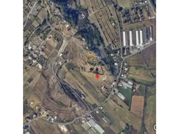 OKAZION !!! Tirane, shitet toke , 6.600 m² 200.000 € (Prush, Yzberisht)