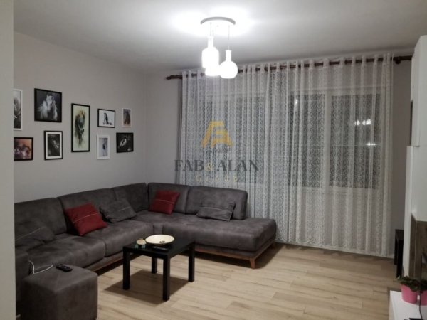 Tirane, shitet apartament 2+1+2 , 94 m² 240.000 € (Liqeni i Thate)
