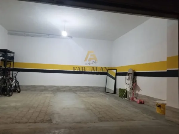 Tirane, shitet apartament 2+1+2 , 94 m² 240.000 € (Liqeni i Thate)