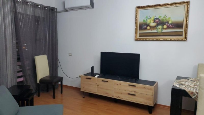 Tirane, shitet apartament 1+1+Ballkon Kati 9, 76 m² 150.000 € (Zogu i Zi)