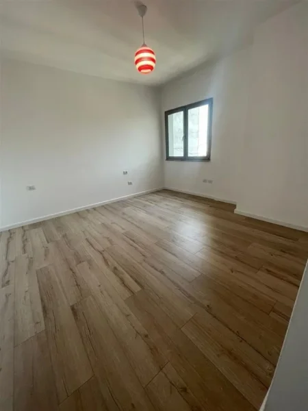 Tirane, shitet apartament 1+1+Ballkon Kati 7, 76 m² 147.000 € (Zogu i Zi)