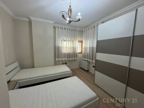 Tirane, shes apartament 2+1+Aneks+Ballkon Kati 4, 101 m² 320.000 € (Sheshi Wilson)