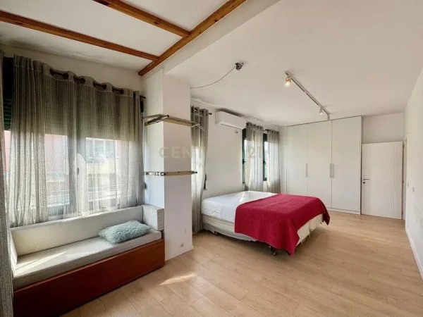 Tirane, shitet apartament 2+1+Ballkon Kati 6, 100 m² 195.000 € (Rruga e Elbasanit)