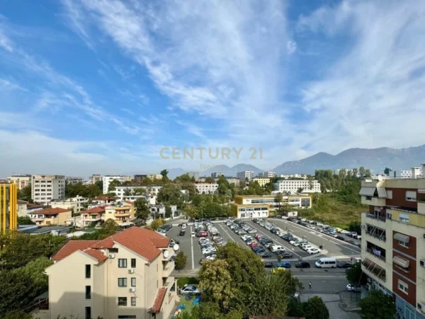 Tirane, shes apartament 2+1+Ballkon Kati 6, 100 m² 195.000 € (Rruga e Elbasanit)