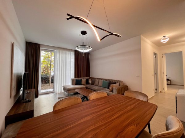 Tirane, jepet me qera apartament 2+1 Kati 3, 113 m² 1.800 € (Liqeni thate)