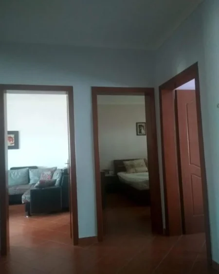 Tirane, shes apartament 2+1+Ballkon Kati 5, 84 m² 108.000 € (Ali Dem, Rr. idriz Dollaku)