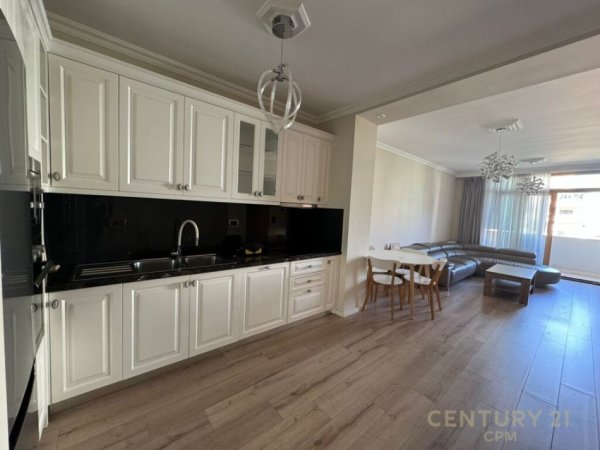 Tirane, shes apartament 2+1 , 101 m² 320.000 € (Sheshi Willson)