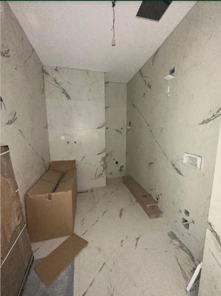 Tirane, shitet apartament 1+1 Kati 4, 70 m² 260.000 € (Lake View)