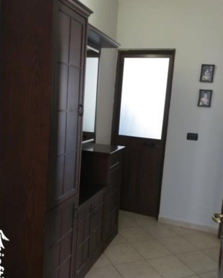 Tirane, shes apartament 3+1+Ballkon Kati 5, 80 m² 110.000 € (Rr. Bardhyl te Bar Oslo)