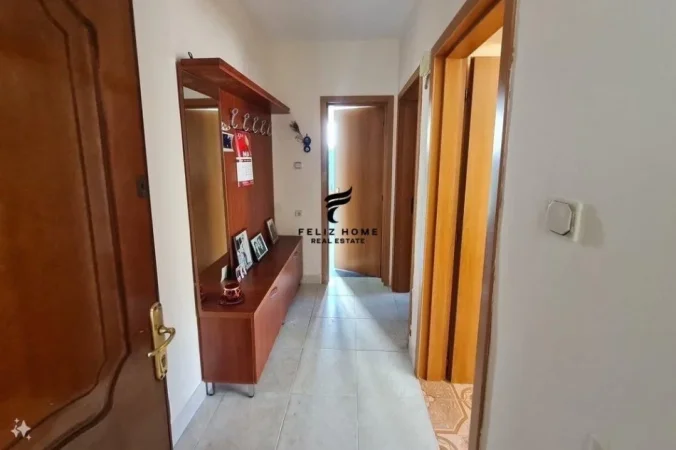 Tirane, jepet me qera apartament 1+1 Kati 2, 62 m² 800 € (RRUGA E DURRESIT)