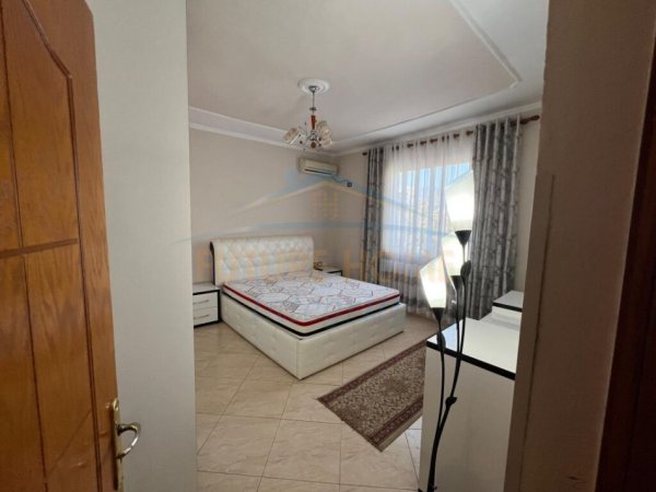 Tirane, jepet me qera apartament 1+1 Kati 5, 72 m² 450 € (Rruga Dibres)