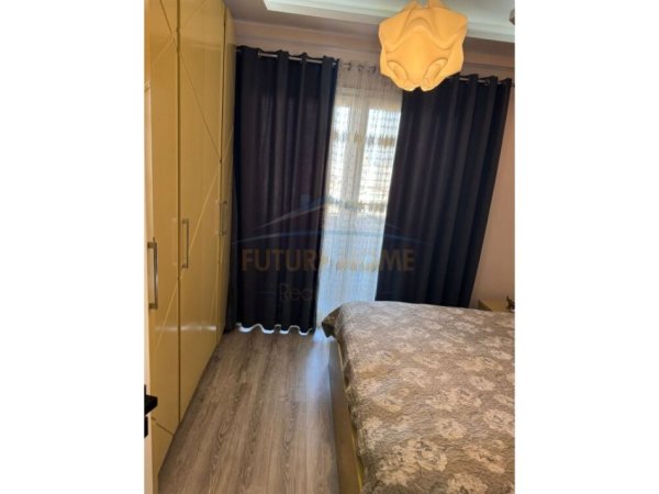 Tirane, jepet me qera apartament 1+1 Kati 6, 72 m² 850 € (Komuna e Parisit)