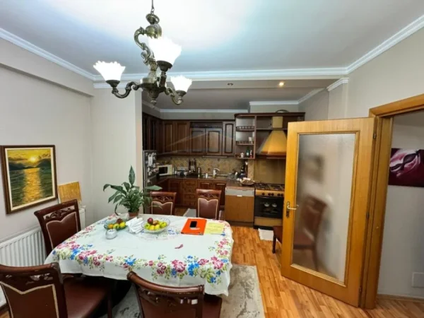 Tirane, shitet apartament 2+1 Kati 6, 120 m² 292.900 € 