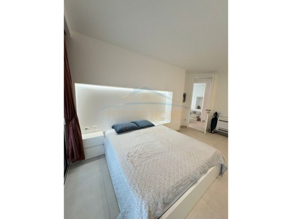Tirane, shitet apartament 2+1 Kati 1, 117 m² 