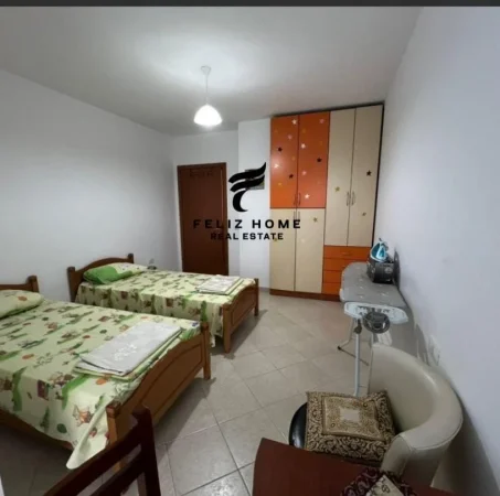 Tirane, jepet me qera apartament 2+1 Kati 2, 112 m² 700 € (ZOGU I ZI)