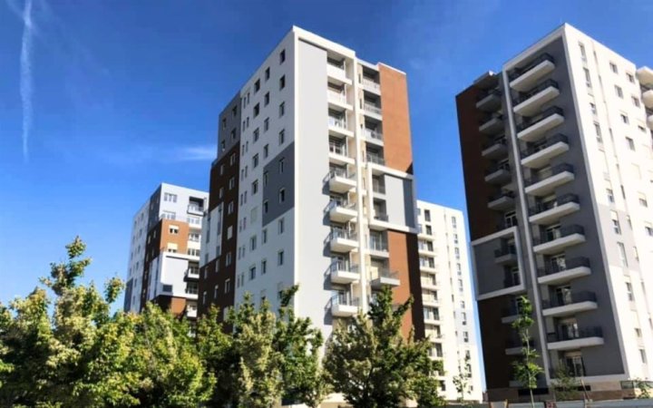 Tirane, shitet apartament 2+1+Aneks+Ballkon Kati 3, 108 m² 140.296 € (ish fusha e aviacionit)
