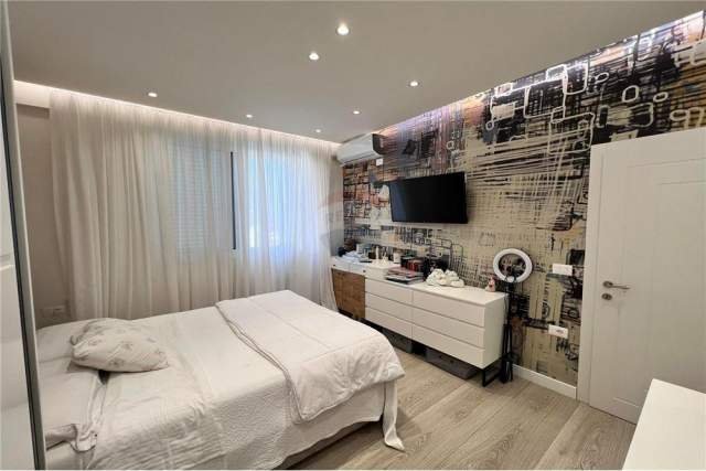 Shqiperi, shitet apartament 2+1 124 m²  (KOPSHTI ZOLOGJIK)