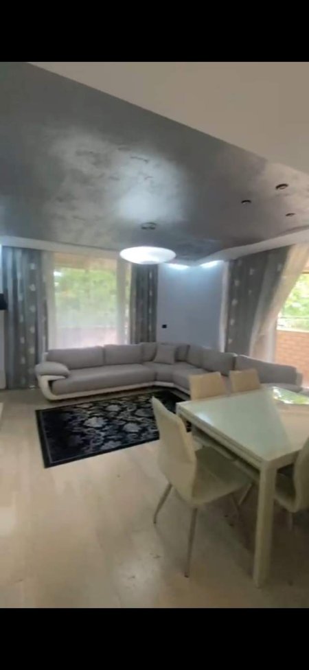 Apartament 3+1+3 me qira, prane Ish Ekspozites