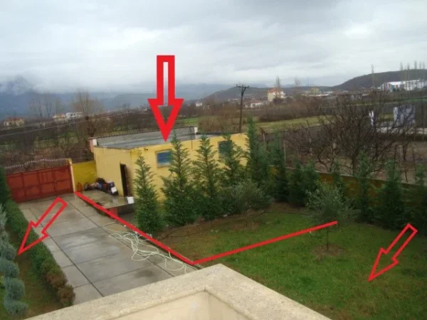 Kruje, Shiten 1. Tokë Arë, Truall + Ndërtesë & 2. Truall + Ndërtesë (Zeze)