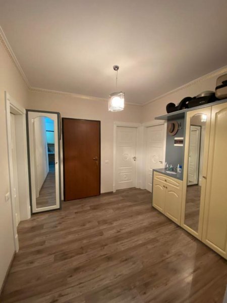 Tirane, jepet me qera apartament Kati 2, 113 m² 450 Euro