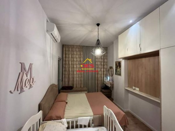 Tirane, shitet apartament 103 m² 116.000 Euro