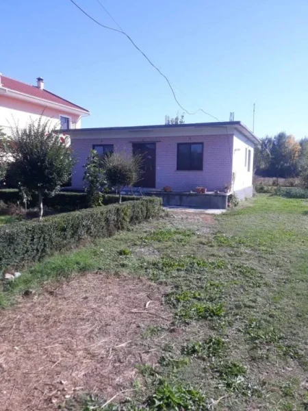Shkoder, Barbullush Shitet Toke Are 2.400 m², Cmimi Fillestar 604.800 Leke
