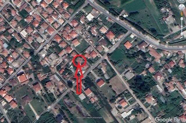 Shkoder, Barbullush Shitet Truall 200 m² dhe Ndertese 130 m² me siperfaqe totale 728 m², 2.016.000 Leke