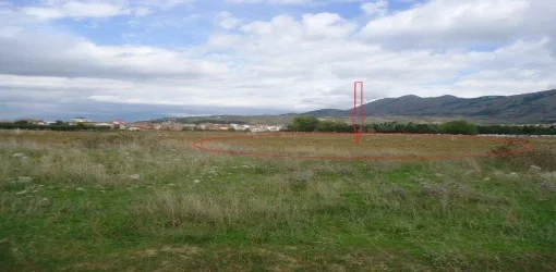 Korce, Mborje Shitet Toke Are 2.140 m², Cmimi Fillestar 2.560.000 Leke