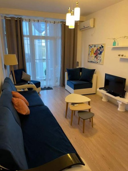 Tirane, jepet me qera apartament 2+1 Kati 4, 90 m² 650 Euro (Komuna e Parisit, KIKA 2)