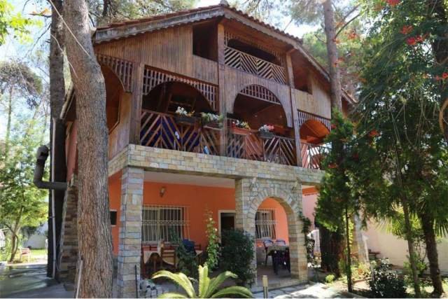 Golem, jepet me qera vile 3 Katshe 225 m² 2.000 Euro (Golem)