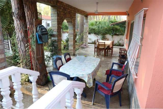 Golem, jepet me qera vile 3 Katshe 225 m² 2.000 Euro (Golem)