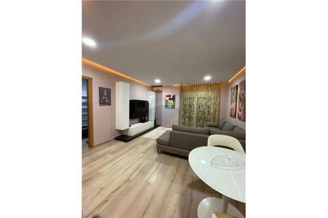 Tirane, jepet me qera apartament 1+1 75 m² 600 Euro (myslym shyr)