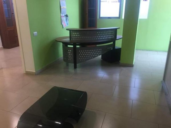 Tirane, jepet me qera Kati 2, 1.200 Euro