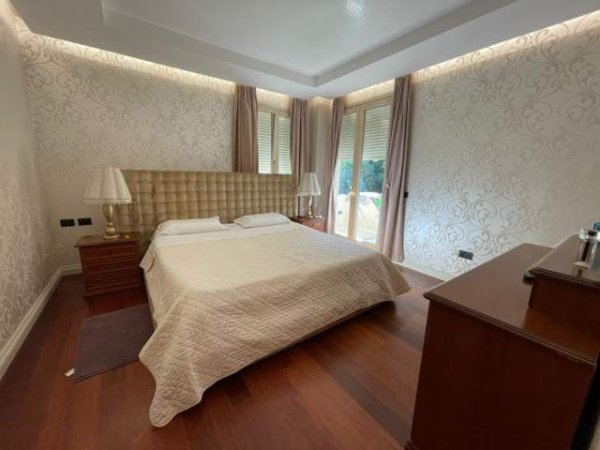 Tirane, jepet me qera apartament 2+1+BLK Kati 2, 150 m² 1.700 Euro (Air Albania)